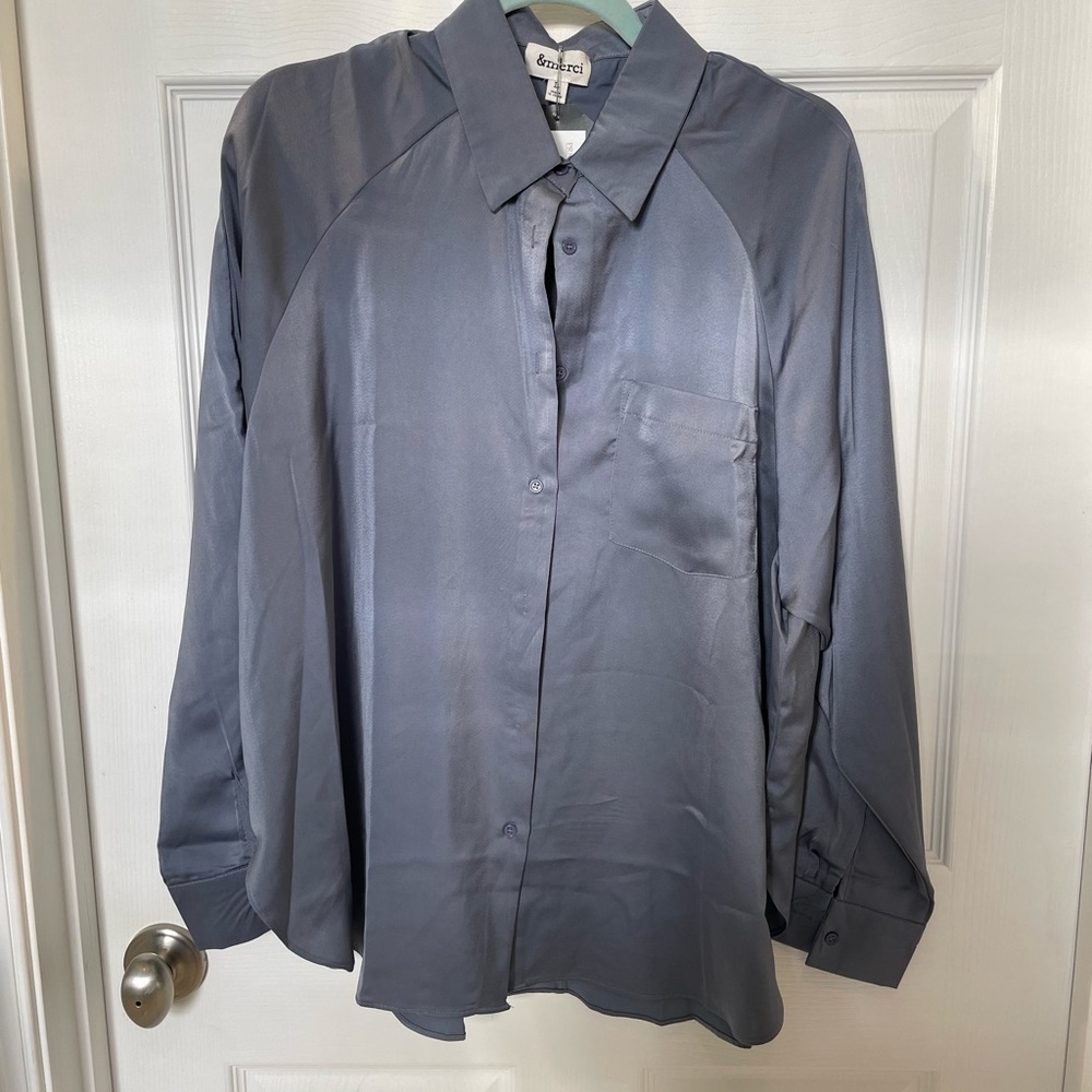 &merci NWT Boutique Blue Satin Blouse Size Large